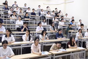 Thí sinh tham dự Kỳ thi đánh giá năng lực năm 2026 do Trường ĐH Sư phạm Hà Nội tổ chức.