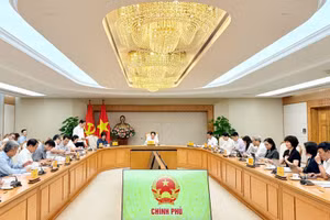 Toàn cảnh cuộc họp.