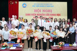 Hội nghị Sinh viên nghiên cứu khoa học của Học viện Quản lý giáo dục diễn ra thành công tốt đẹp.