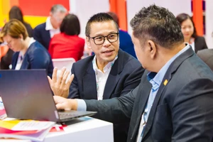 Đoàn Việt Nam có những trao đổi bên lề APAIE 2026.