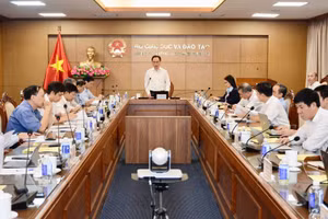 Toàn cảnh Phiên họp.