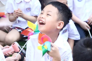 Học sinh lớp 1 Trường tiểu học Vĩnh Tuy (Vĩnh Hưng, Hà Nội).