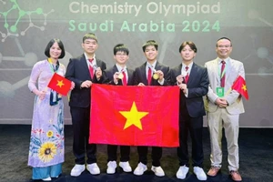Việt Nam đứng thứ hai thế giới về kết quả Olympic Hóa học quốc tế 2024.