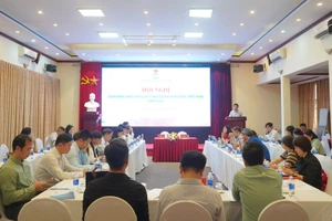 Toàn cảnh hội nghị.