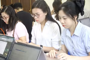 Giáo viên Trường Tiểu học, THCS và THPT Thực nghiệm Khoa học Giáo dục tham gia buổi tập huấn - ngày 13/9.