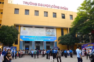 Trường Đại học Công đoàn tuyển sinh khóa đầu tiên ngành Truyền thông đại chúng.