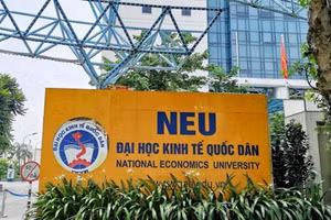 Đại học Kinh tế Quốc dân là cơ sở giáo dục đại học công lập trực thuộc Bộ GD&ĐT.