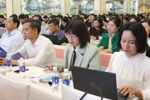 Học viện tham gia khóa bồi dưỡng.