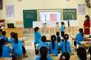 Một lớp học của Trường Phổ thông Dân tộc bán trú (PTDTBT) Tiểu học và THCS Hồng Quang