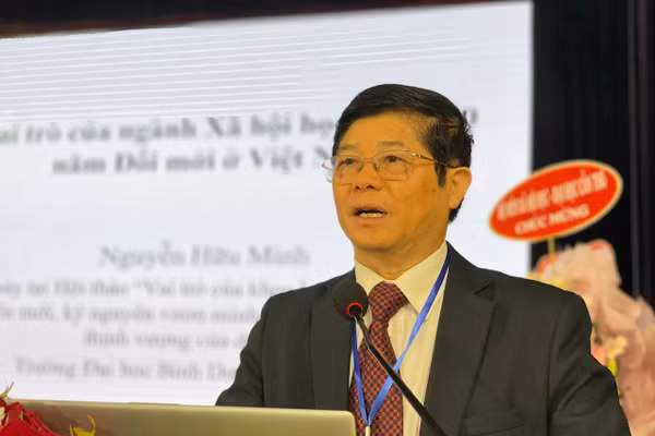GS.TS Nguyễn Hữu Minh, Chủ tịch Hội Xã hội học Việt Nam phát biểu tại sự kiện. Ảnh: Hà An.