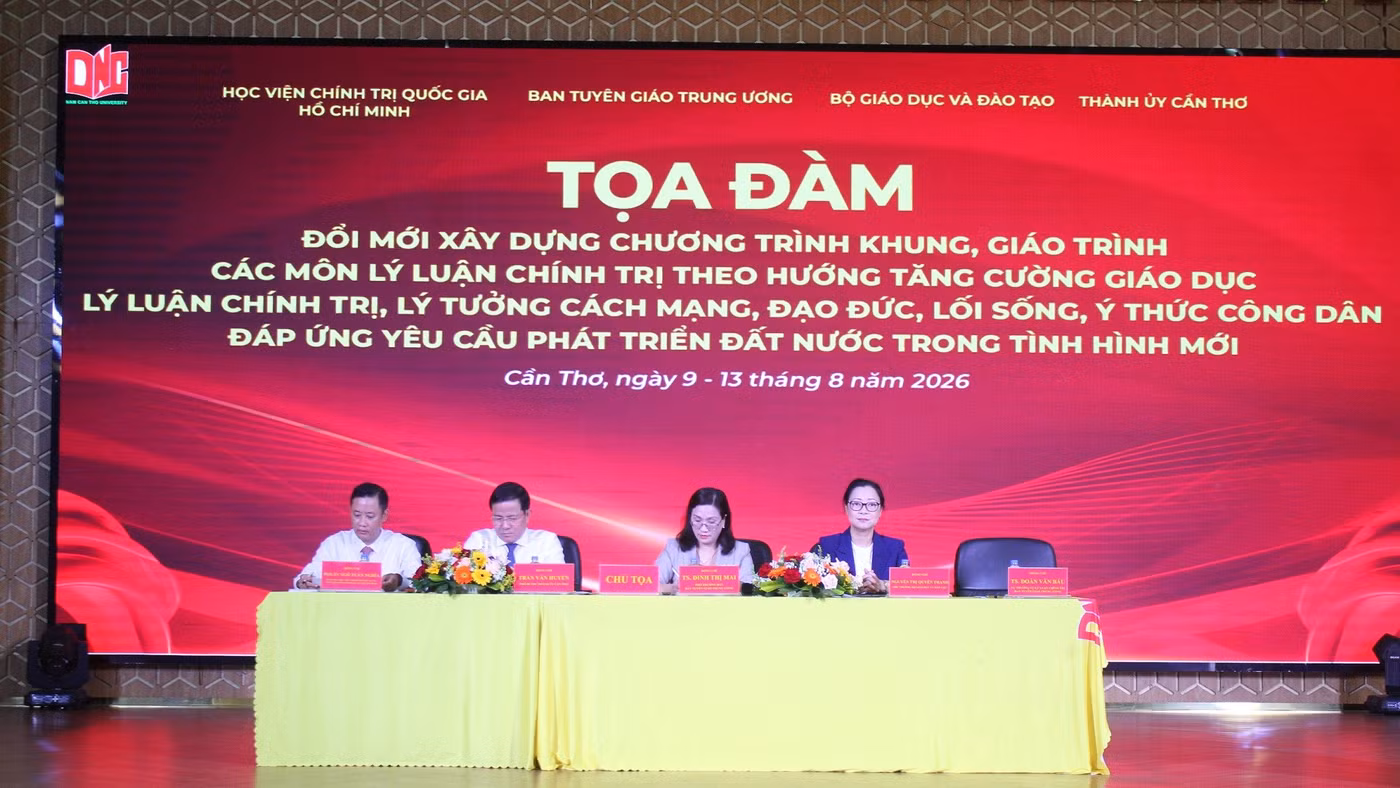 Quang cảnh Tọa đàm.