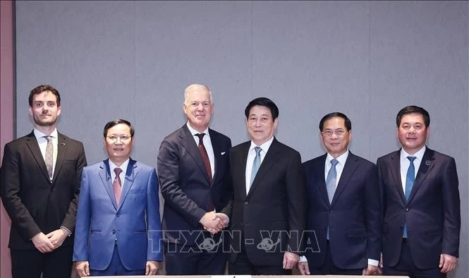 Chủ tịch nước Lương Cường tiếp Tổng Thư ký Phòng Thương mại Quốc tế