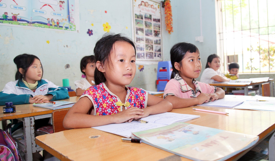 Học sinh Trường Tiểu học xã Nậm Ban, huyện Mèo Vạc (Hà Giang). Ảnh: Nguyễn Lâm