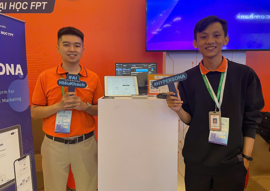 Sản phẩm trợ lý ảo của nhóm sinh viên Trường Đại học FPT trưng bày tại sự kiện Tech4Life tại TPHCM năm 2025. Ảnh: TG