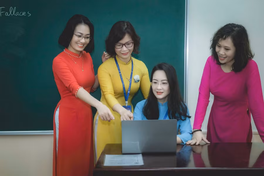 Cán bộ giảng viên Trường Đại học Kinh tế Quốc dân. Ảnh: Lê Cường