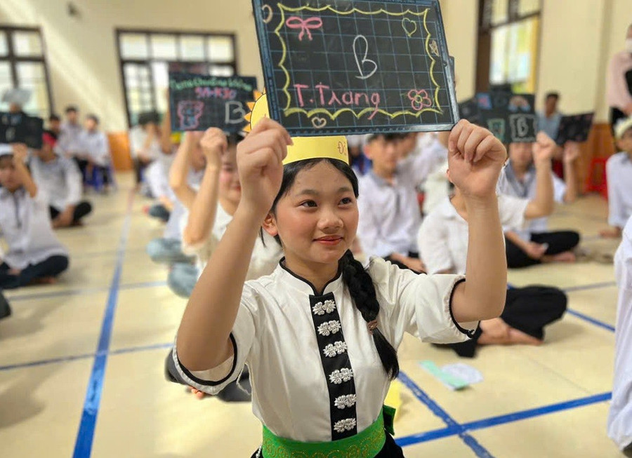 Trường THCS & THPT Dân tộc nội trú Hà Tĩnh gắn kết học sinh các dân tộc bằng các hoạt động ngoại khóa.