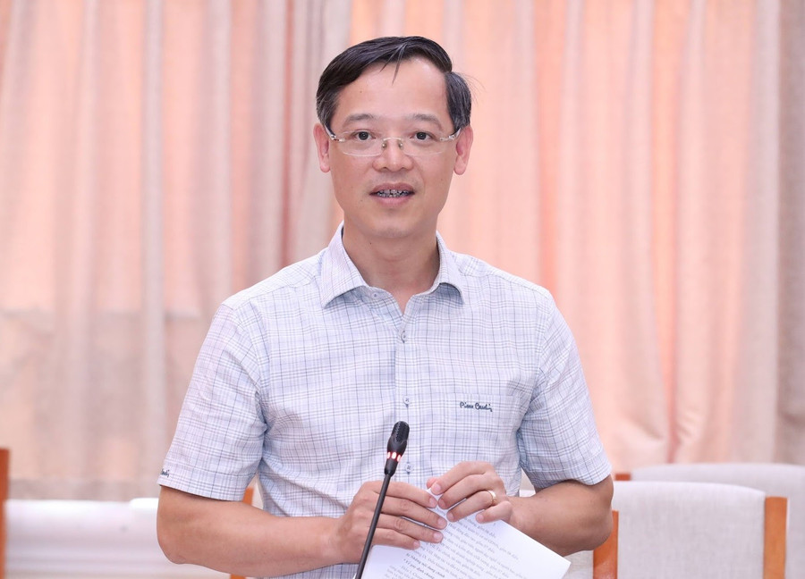 Ông Trương Anh Dũng. Ảnh: Nguyễn Mạnh trung-hoc-nghe-1.jpg