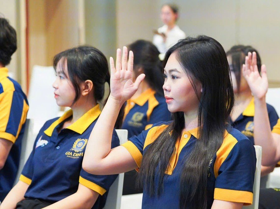 Tân sinh viên Trường Đại học Gia Định trong năm học 2025 - 2026. Ảnh: GDU thay-doi-can-ban-tu-tu-duy-den-dinh-huong-chinh-sach-2.jpg