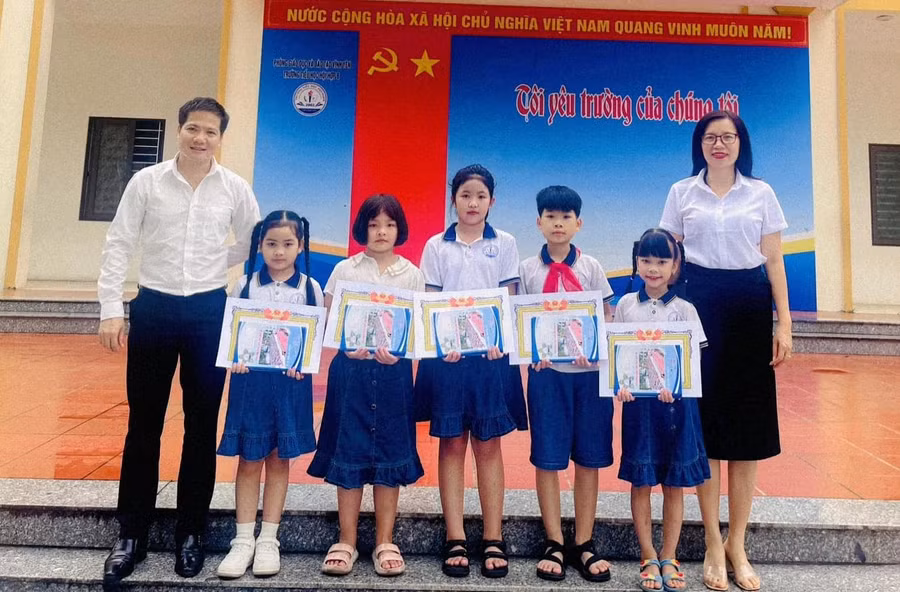 khong de tro ngoi nham lop (2).jpg