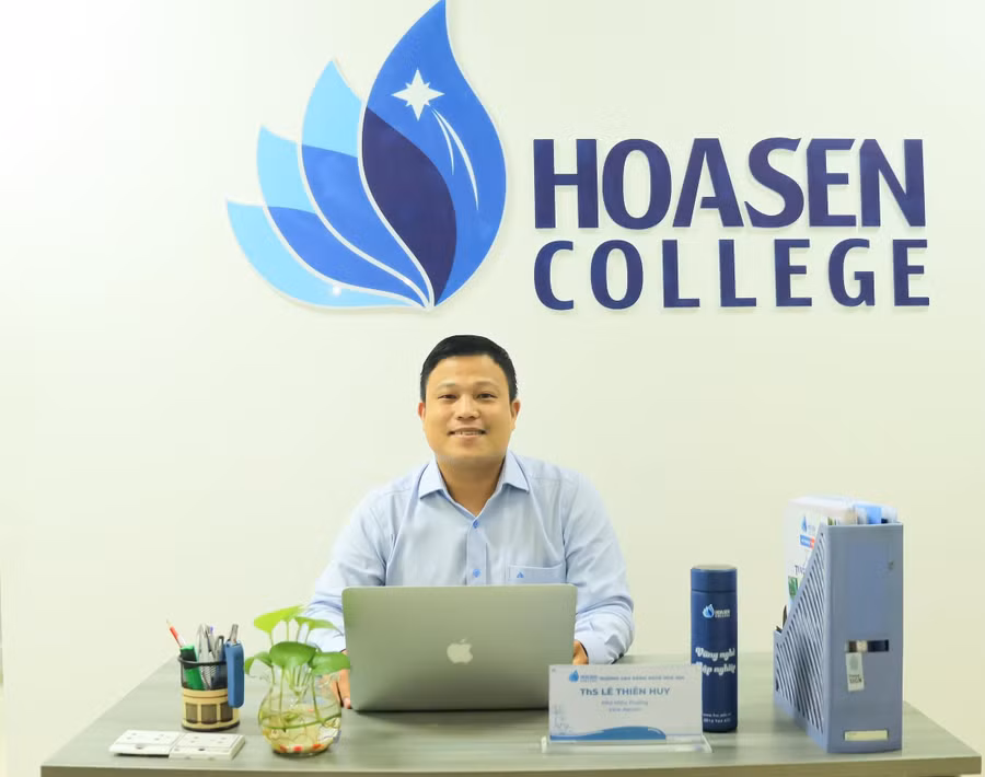 dai hoc khong phai con duong duy nhat 3.jpg