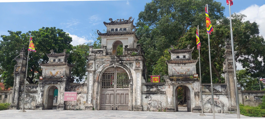 Đền Trần Thương hiện nay được đặt trên kho lương chính - nơi ghi lại dấu tích chống quân Nguyên - Mông lần 2 của nhà Trần. Ảnh: Bình Thanh