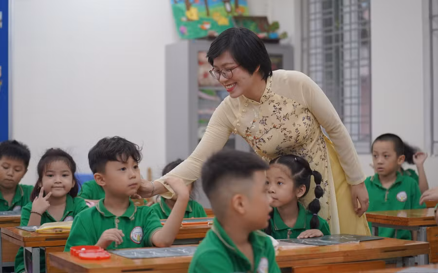 Luật Nhà giáo sẽ cơ bản khắc phục bất cập trong quản lý và phát triển nhà giáo, tạo động lực để họ tận hiến với nghề. Ảnh: Xuân Phú