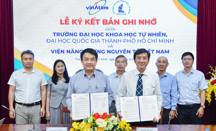 Trường Đại học Khoa học Tự nhiên, Đại học Quốc gia TP Hồ Chí Minh và Viện Năng lượng nguyên tử Việt Nam thỏa thuận hợp tác trong đào tạo, nghiên cứu và ứng dụng công nghệ hạt nhân. Ảnh: HCMUS phat-trien-dien-hat-nhan-1-192.jpg