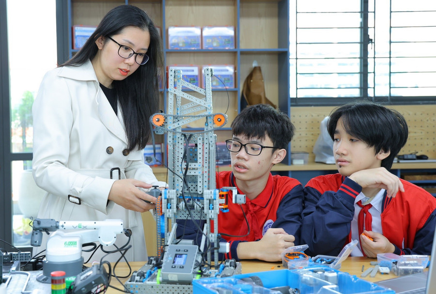 Phòng thực hành STEM tại Trường THCS Tây Mỗ 3, Hà Nội. Ảnh: Hải Minh