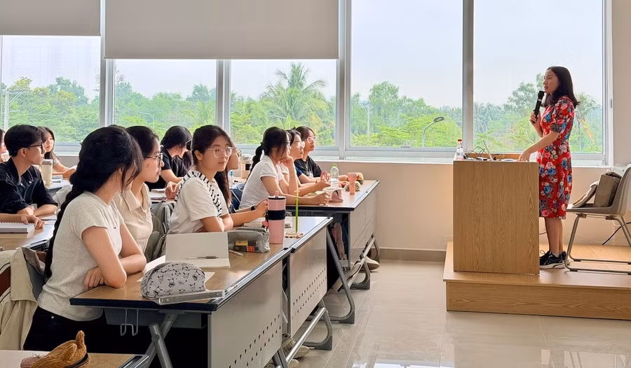 Sinh viên Trường Đại học Khoa học Tự nhiên Đại học Quốc gia TPHCM. Ảnh: Lê Nam 