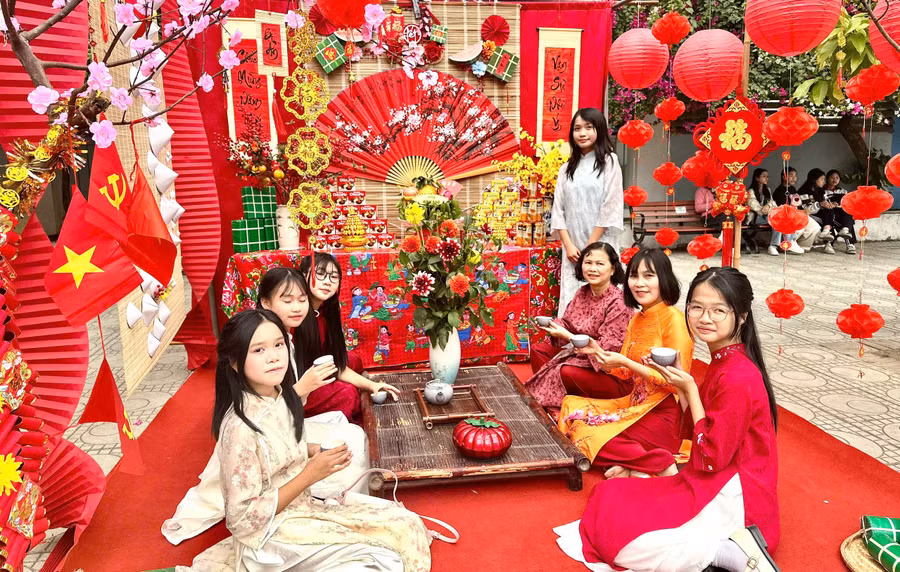 Không gian Tết ở Trường THCS Thanh Am.