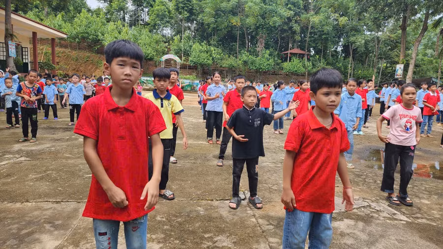 dung day sau lu (6).jpg