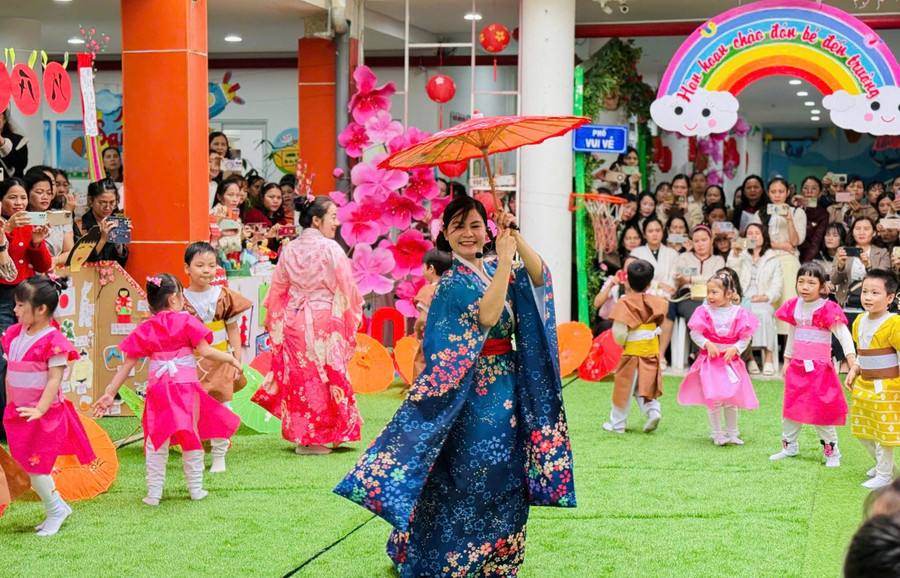 Buổi tập huấn, thao giảng chuyên đề tại Trường Mầm non 20-10 (Hải Châu, Đà Nẵng).