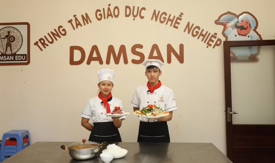 Tăng thực hành giúp học viên nâng cao tay nghề, đáp ứng yêu cầu nhà tuyển dụng. 