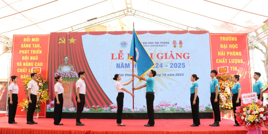 Trường Đại học Hải Phòng khai giảng năm học 2024 - 2025.