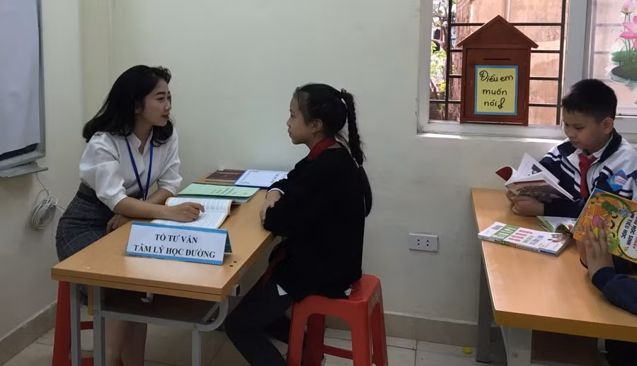 Hoạt động tư vấn học đường tại Trường Tiểu học Trần Nhật Duật (Hoàn Kiếm, Hà Nội). Ảnh: Website nhà trường