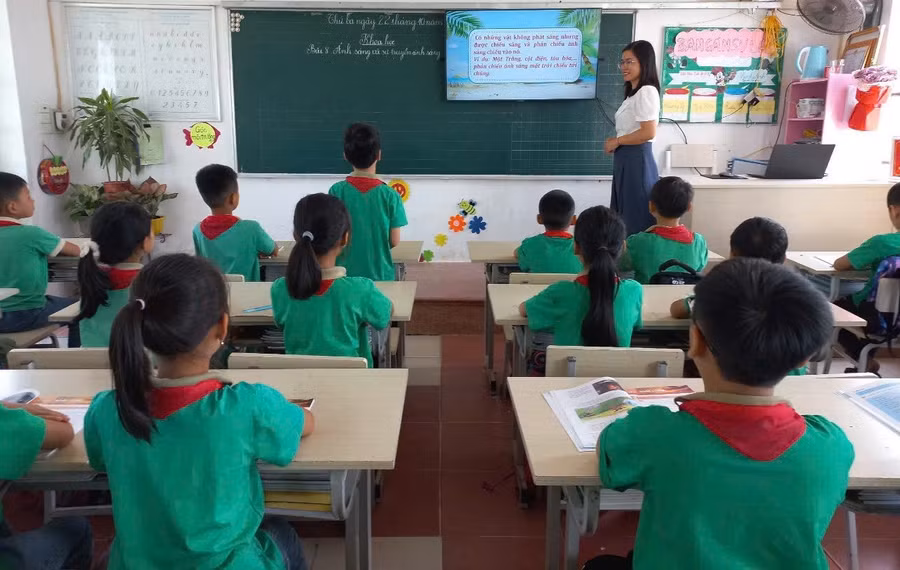 Một lớp học của Trường Phổ thông dân tộc bán trú Tiểu học và THCS Hồng Quang (Tuyên Quang). Ảnh: Mai Huệ