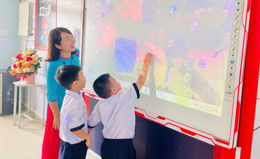 Tiết học mở của học sinh Trường Tiểu học Thuận Kiều (Đông Hưng Thuận, TPHCM). Ảnh: MA