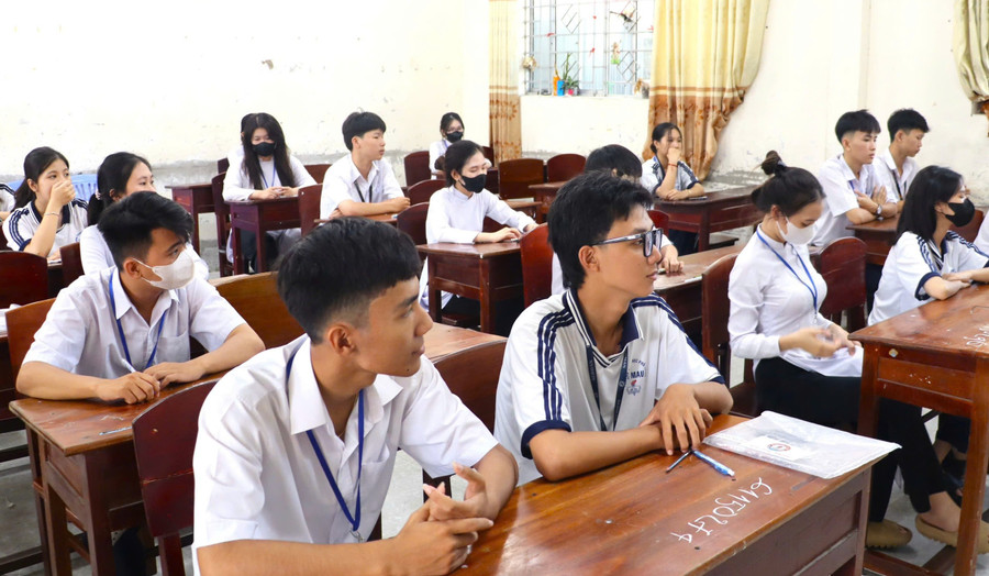 Thí sinh tham dự Kỳ thi tốt nghiệp THPT năm 2025 tại Cà Mau. Ảnh: Quách Mến co-hoi-moi-van-hoi-moi-cho-giao-duc.jpg