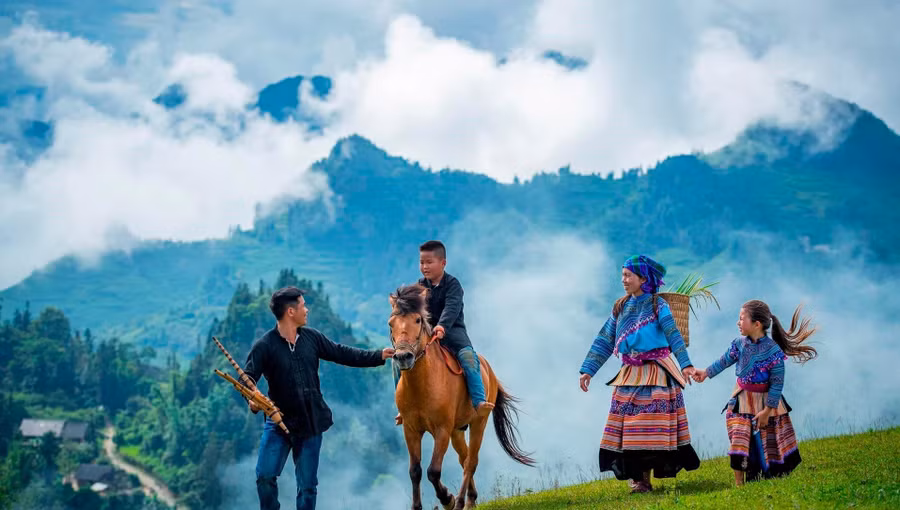 Tác phẩm “Miền hạnh phúc”. Ảnh minh họa của Nguyễn Bách Thảo