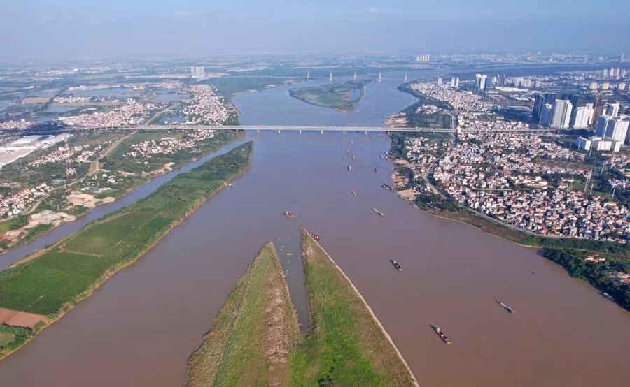 Hà Nội có thể xây dựng thành phố hai bên dòng Hồng Hà. (Ảnh: dantri.com.vn)