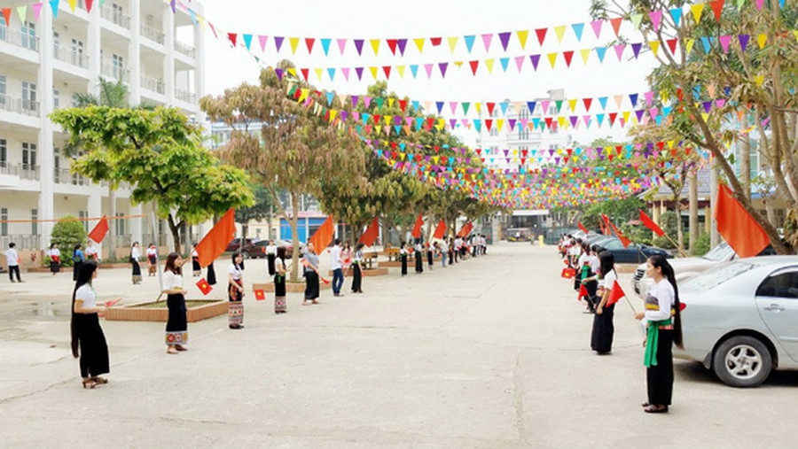 Trường Dự bị Đại học Dân tộc Sầm Sơn (Thanh Hóa). Ảnh: ITN thu-hep-khoang-cach-so-1.jpg