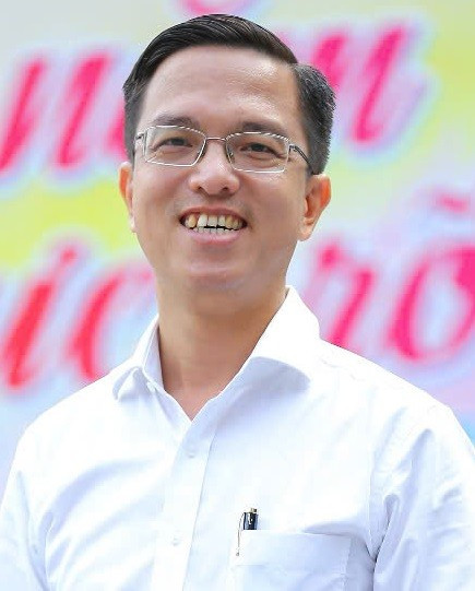 លោក Vo Thanh Phuoc។ xay-dung-khung-nang-luc-so-cho-cong-dan-3.jpg