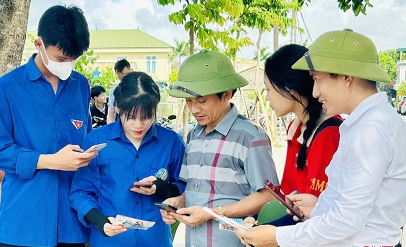 Ảnh minh họa INT. thay-doi-thoi-quen-ve-chuyen-doi-so2.jpg