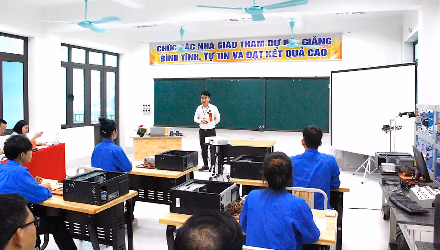 Bài thi của Trung tâm GDNN-GDTX Ân Thi.