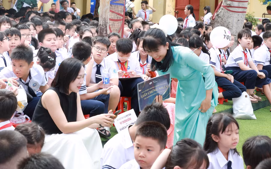 Để sinh hoạt hè hiệu quả, cần có sự phối hợp giữa gia đình, nhà trường và xã hội. Ảnh: TT