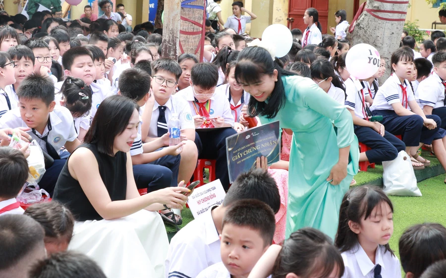 Để sinh hoạt hè hiệu quả, cần có sự phối hợp giữa gia đình, nhà trường và xã hội. Ảnh: TT
