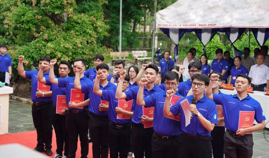 vao dang tai mat tran (1).jpg