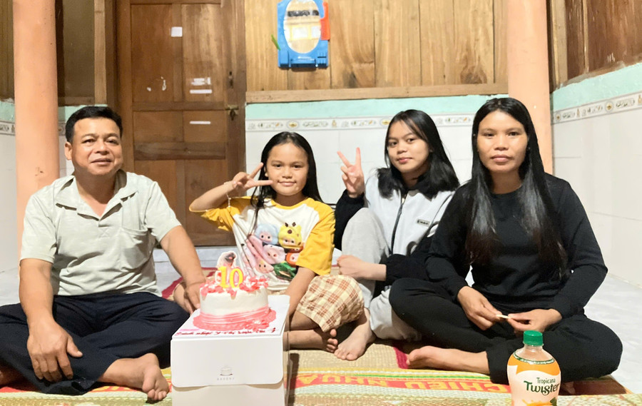 Y Thị Viện lớn lên trong một gia đình có truyền thống cách mạng. Ảnh: Nhân vật cung cấp dang-vien-tre-va-khat-vong-cong-hien-3.jpg