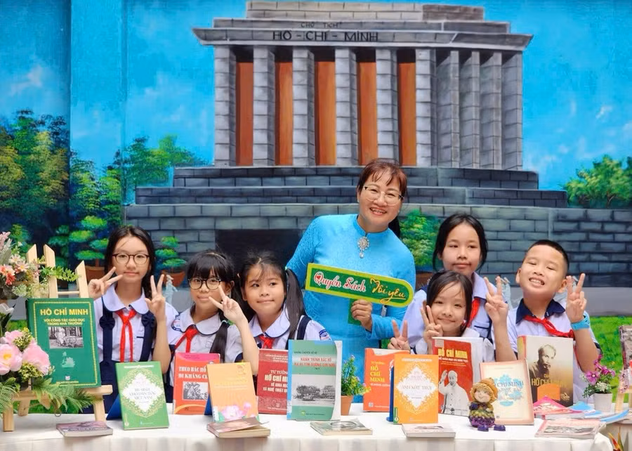 Một góc của Không gian văn hóa Hồ Chí Minh tại Trường Tiểu học Đặng Trần Côn. Ảnh: TH