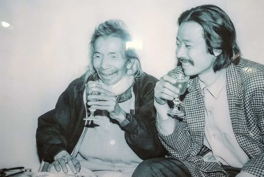 Cố nhạc sĩ Văn Cao và họa sĩ Văn Thao. Ảnh: NVCC.